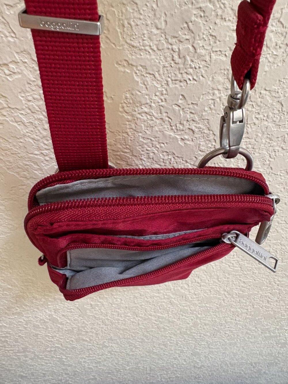 Baggallini Women's Securtex Anti-theft Activity Crossbody Bag in Ruby Red - Picture 5 of 12